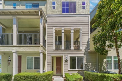 /international/us/37627-estuary-st-newark-ca-110108659072/