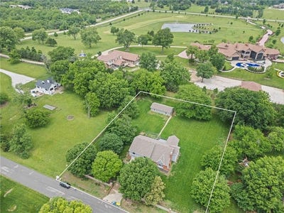 /international/us/6888-w-185th-terrace-stilwell-ks-110108587713/