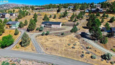 /international/us/111-valley-view-dr-john-day-or-110100963036/