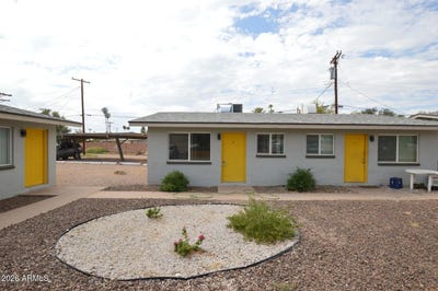 /international/us/6040-n-21st-avenue-phoenix-az-110108399583/