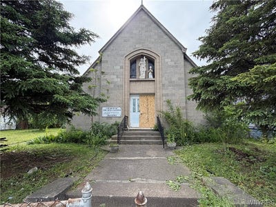 /international/us/834-19th-street-niagara-falls-ny-110108343083/