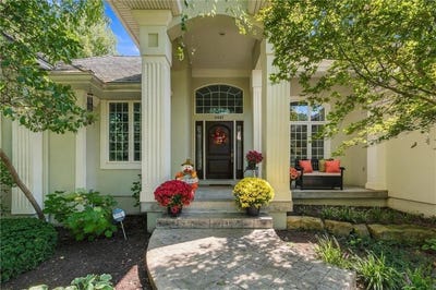 /international/us/8447-summit-street-lenexa-ks-110110320863/