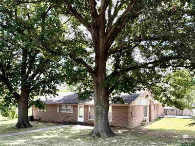 /international/us/1721-carolyn-avenue-clay-center-ks-110101022566/
