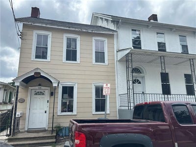 /international/us/110-front-street-catasauqua-boro-pa-110119500643/