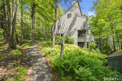 /international/us/39-evergreen-road-torrington-ct-110108166498/