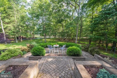 /international/us/186-thornberry-road-oakland-md-110100595004/