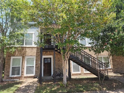 /international/us/1725-harvey-mitchell-parkway-college-station-tx-110106337671/