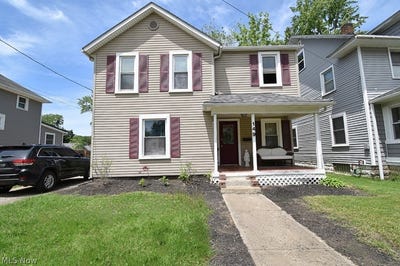 /international/us/149-e-walnut-avenue-painesville-oh-110108361384/