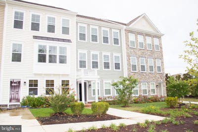 /international/us/116-blackgum-court-stafford-va-110108202264/
