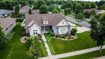 /international/us/702-callisto-drive-madison-wi-110109243530/