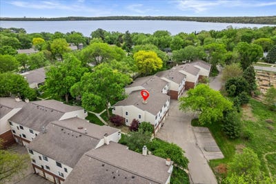 /international/us/5518-century-avenue-middleton-wi-110108816932/
