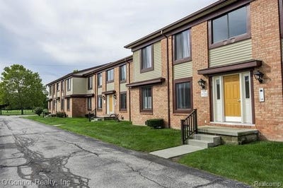 /international/us/1975-michigan-avenue-marysville-mi-110120409735/