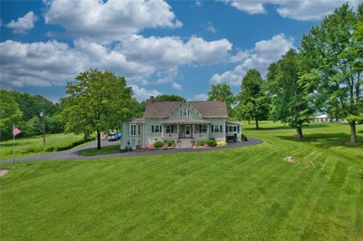 /international/us/69-lippincott-road-wallkill-ny-110096803379/
