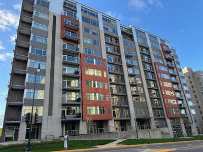 /international/us/309-w-washington-avenue-madison-wi-110107714175/