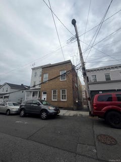 /international/us/4-ritters-lane-yonkers-ny-110106357347/