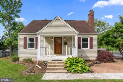 /international/us/13406-woodbridge-street-woodbridge-va-110107930482/