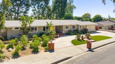 /international/us/18200-vintage-street-northridge-ca-110106603572/