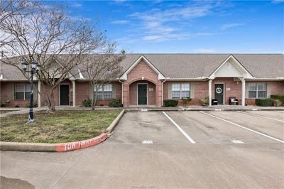 /international/us/1702-deacon-drive-college-station-tx-110105218373/