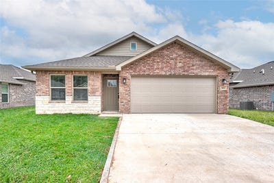 /international/us/2031-bluebonnet-lane-centerton-ar-110108126198/