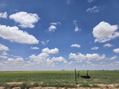 /international/us/21404-county-road-2340-lubbock-tx-110108765419/