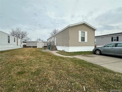 /international/us/37789-joplin-dr-clinton-twp-mi-110107340105/