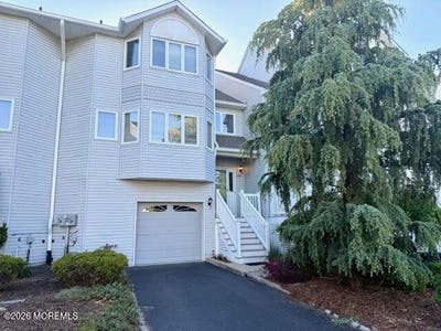 /international/us/204-muskflower-court-toms-river-nj-110108018269/