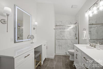 /international/us/16917-doe-valley-court-cornelius-nc-110107390002/