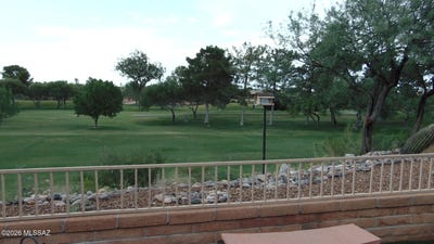 /international/us/996-w-desert-hills-drive-green-valley-az-110108533086/