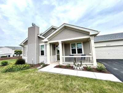 /international/us/16422-crescent-lake-court-crest-hill-il-110108614031/