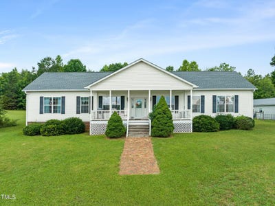 /international/us/9633-grassy-creek-road-bullock-nc-110100811503/