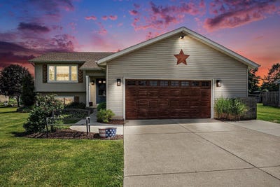 /international/us/4104-jeanola-street-nw-grand-rapids-mi-110100466583/