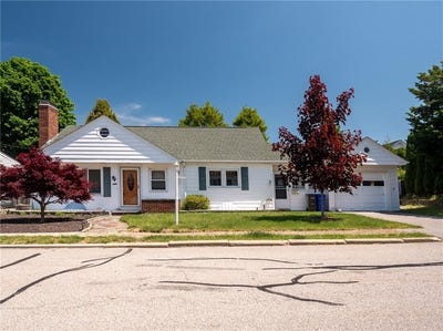 /international/us/7-hopedale-drive-west-warwick-ri-110108194315/