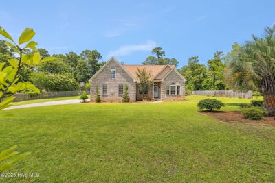 /international/us/820-jackeys-creek-lane-se-leland-nc-110100355659/