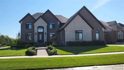 /international/us/16414-via-mera-macomb-twp-mi-110104518195/