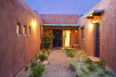 /international/us/14-lariat-road-placitas-nm-110099888852/?lang=es
