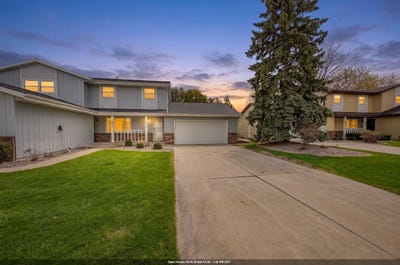 /international/us/422-silver-spring-drive-green-bay-wi-110107799560/