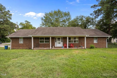 /international/us/1201-strickland-bridge-road-fayetteville-nc-110101026699/