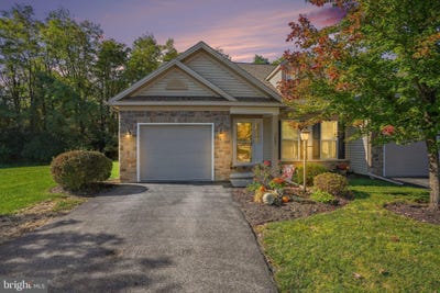 /international/us/243-aldenwood-drive-carlisle-pa-110120580658/