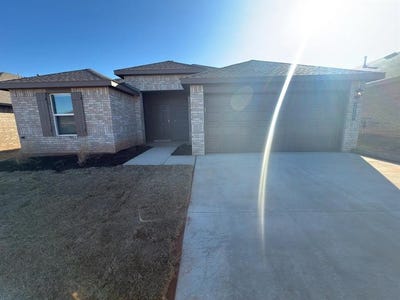 /international/us/2924-firefly-drive-yukon-ok-110106815091/