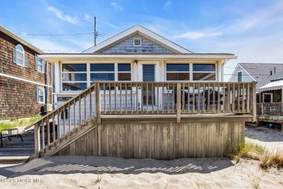 /international/us/4-bowling-green-point-pleasant-beach-nj-110119499127/