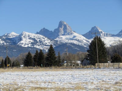 /international/us/w-highway-33-tetonia-id-110101816961/