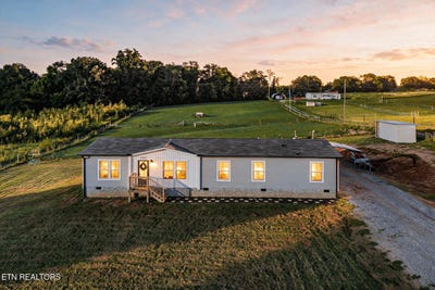 /international/us/583-randolph-fridley-rd-sweetwater-tn-110119687016/