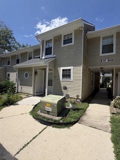 /international/us/839-fishers-creek-ct-smithville-nj-110109454104/