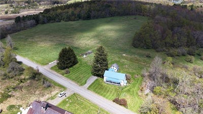 /international/us/328-miller-road-new-berlin-ny-110108606105/