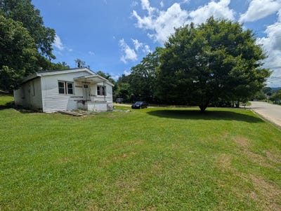 /international/us/290-rains-street-williamsburg-ky-110101169759/
