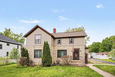 /international/us/218-kalamazoo-street-otsego-mi-110107879442/