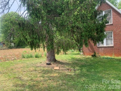 /international/us/e-meeting-street-morganton-nc-110108222841/