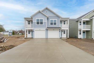 /international/us/226-elkenburg-street-south-haven-mi-110101252719/