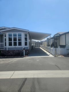 /international/us/200-n-grand-ave-anaheim-ca-110108846960/