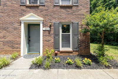 /international/us/128-durwood-rd-knoxville-tn-110100846418/